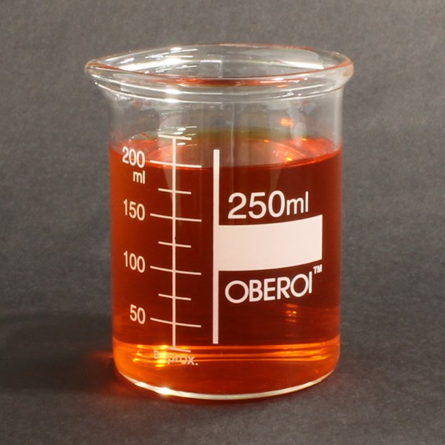 250 ml Glass Beaker, Low Form, Graduated with Spout